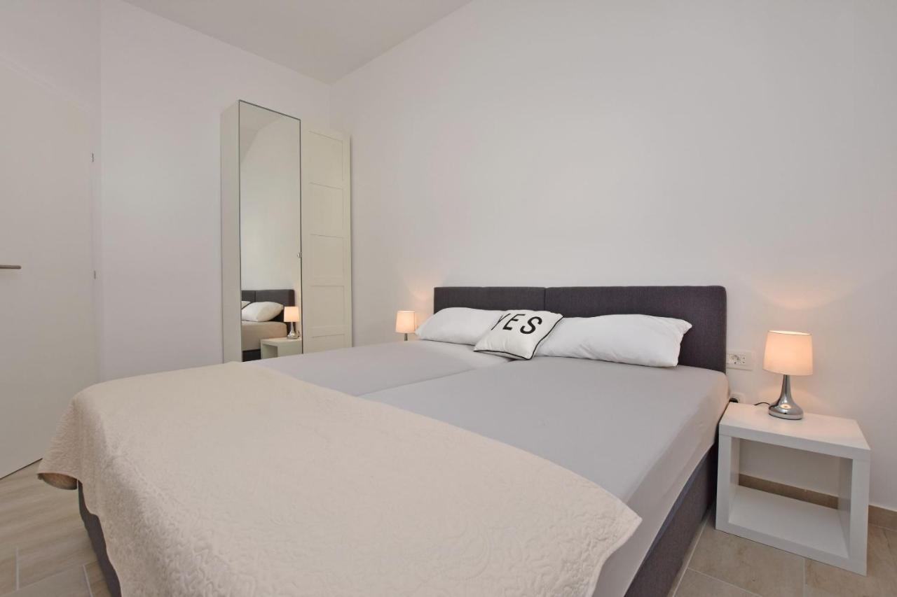 Apartments Danolic Pisak Eksteriør bilde